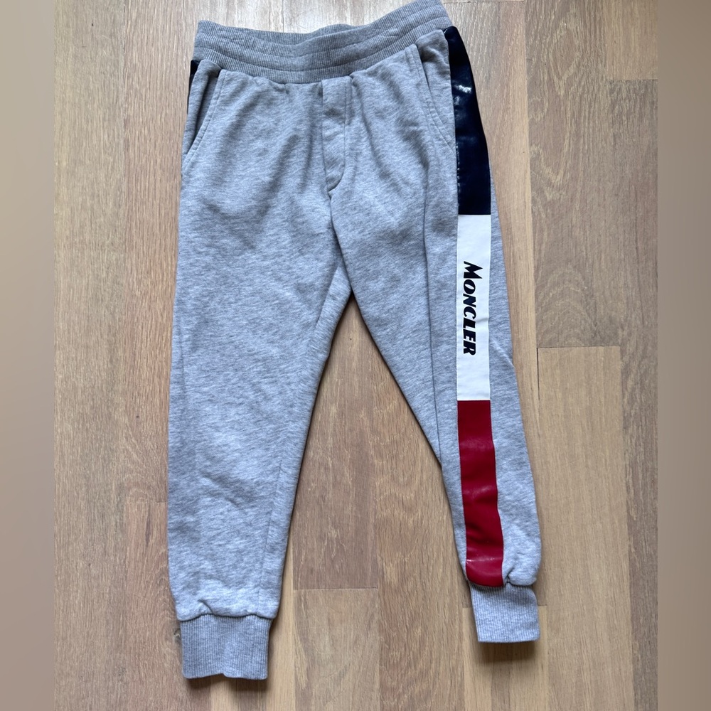 Moncler Boy’s Light Gray Ribbed Waistband Pants,6A